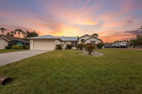 213 Hallcrest Ter, Port Charlotte, FL 33954