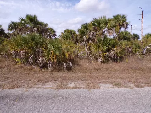 Fireglow Circle, North Port, FL 34288