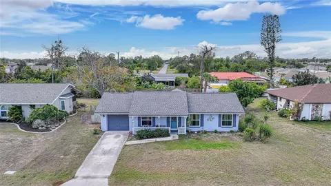 7214 Snow Dr, Englewood, FL 34224