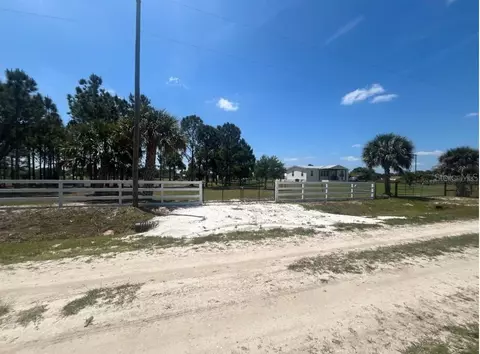 19788 284th St NW, Okeechobee, FL 34972
