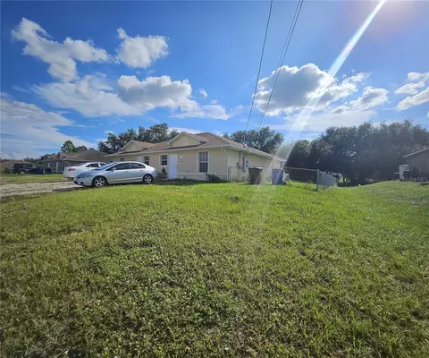 45454547 26th St SW, Lehigh Acres, FL 33973
