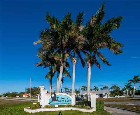 8281 Dimstead St, Port Charlotte, FL 33981