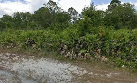 2020 Scott Ave, Alva, FL 33920
