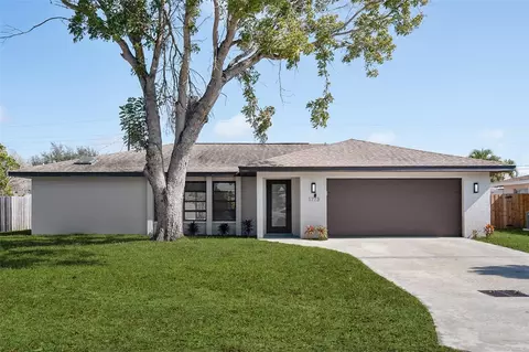1773 Coconut Dr, Venice, FL 34293