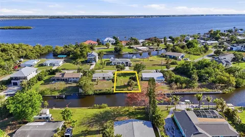 152 Danforth Dr, Punta Gorda, FL 33980