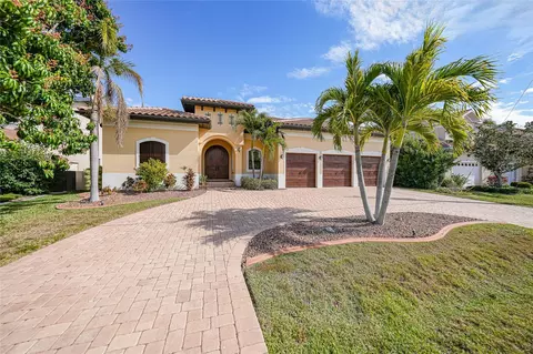 166 Hibiscus Dr, Punta Gorda, FL 33950