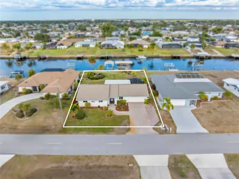 774 Spring Lake Blvd NW, Port Charlotte, FL 33952