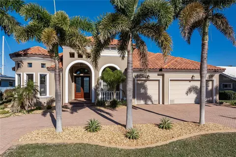 150 Crescent Dr, Punta Gorda, FL 33950