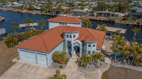 290 Tait Ter SE, Port Charlotte, FL 33952