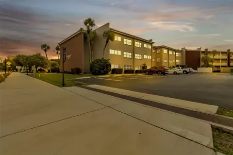 3100 Harbor Blvd #108, Port Charlotte, FL 33952