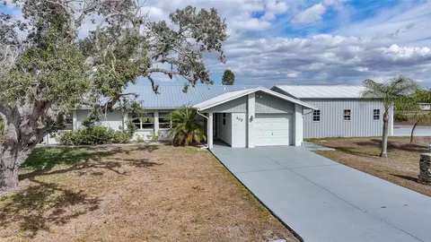 405 Ridgecrest Dr, Punta Gorda, FL 33982