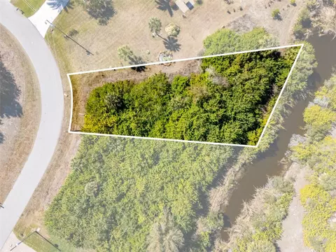 132 Crevalle Rd, Rotonda West, FL 33947