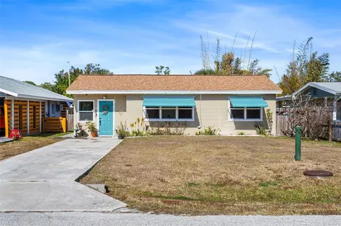 70 W Fray St, Englewood, FL 34223