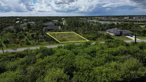 8071 Thruso Rd, Port Charlotte, FL 33981