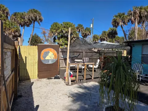 Exterior - 1024 Strickland Rd, Okeechobee, FL 34974 photo 3 of 10