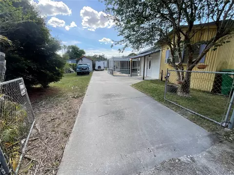 700 Jersey Ct, Dundee, FL 33838 photo 5