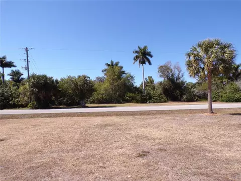 711 Cooper St, Punta Gorda, FL 33950