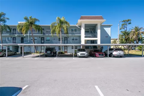 1430 Heather Ridge Blvd #202, Dunedin, FL 34698