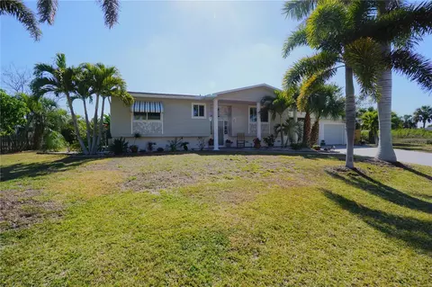 621 Sturgeon Pl, Punta Gorda, FL 33950