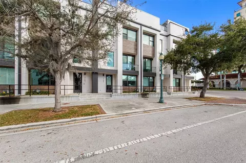 2187 Main St, Sarasota, FL 34237