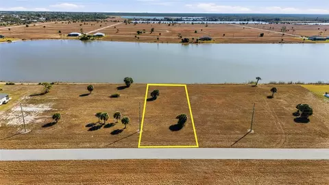 32 Yellowhammer Dr, Placida, FL 33946 photo 2