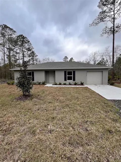 10175 Beckenger Ave, Hastings, FL 32145