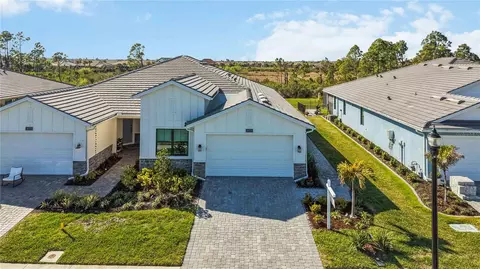 18779 Dayspring Pl, Venice, FL 34293