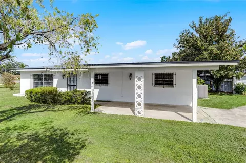 815 Papaya Dr, Tampa, FL 33619