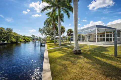 1054 General St, Port Charlotte, FL 33953