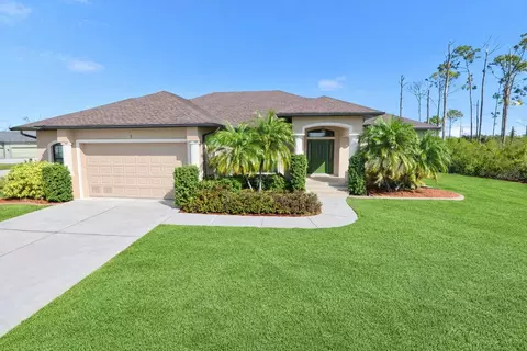 Exterior - 2 Stern Pl, Placida, FL 33946 photo 2 of 7