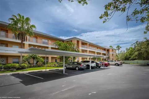 2180 Heron Lake Dr #308, Punta Gorda, FL 33983