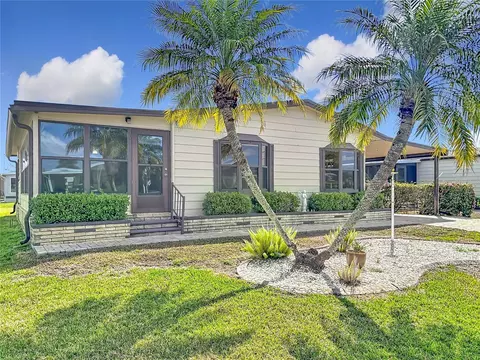 556 Madero, North Port, FL 34287
