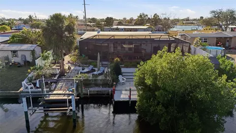 4086 Gardner Dr, Port Charlotte, FL 33952