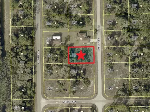 748 Bianca Ave S, Lehigh Acres, FL 33974