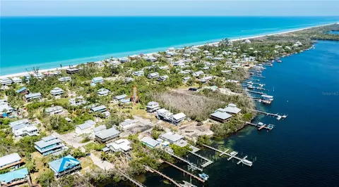 8864 Bay St, Placida, FL 33946 photo 9
