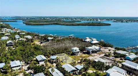 8864 Bay St, Placida, FL 33946 photo 15