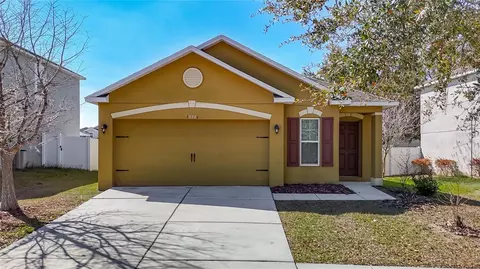 13221 Waterford Castle Dr, Dade City, FL 33525