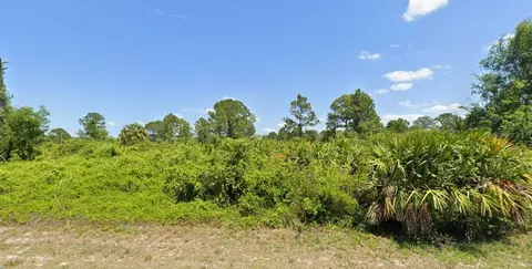 425 Long Ave S, Lehigh Acres, FL 33974
