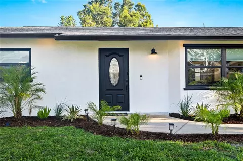 1311 Cypress Ave, Venice, FL 34285