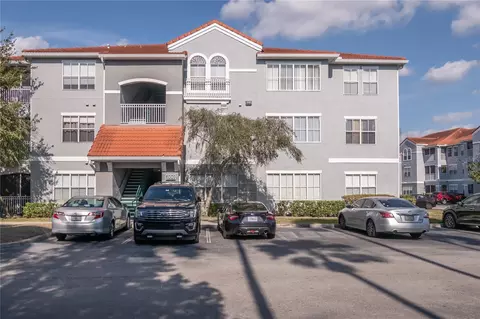 18001 Richmond Place Dr #834, Tampa, FL 33647
