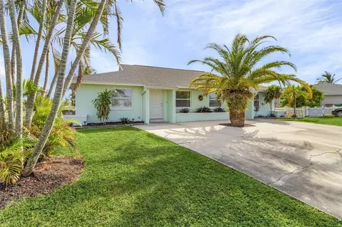 928-930 SW 37th Ln, Cape Coral, FL 33914