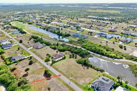 46 Pine Valley Pl, Rotonda West, FL 33947