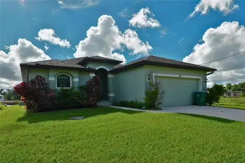 125 Opal Dr, Rotonda West, FL 33947