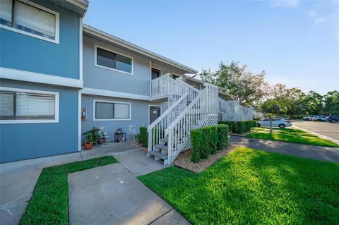 6033 34th St W #132, Bradenton, FL 34210