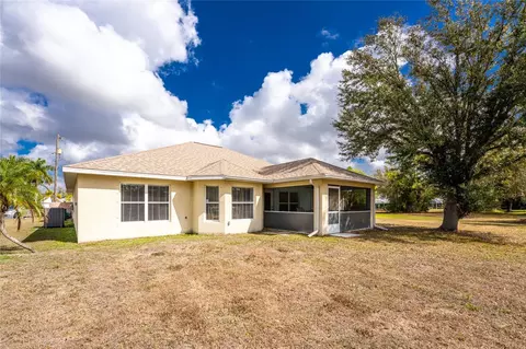 Exterior - 71 Amazon Dr, Punta Gorda, FL 33983 photo 6 of 10