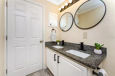 Bath - 71 Amazon Dr, Punta Gorda, FL 33983 photo 7 of 7