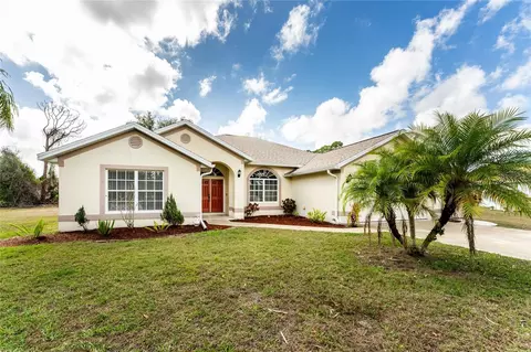 Exterior - 71 Amazon Dr, Punta Gorda, FL 33983 photo 2 of 10