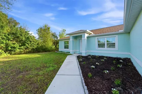 7098 Muncey Rd, North Port, FL 34291