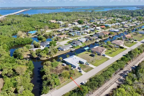 2803 Riverside Dr, Punta Gorda, FL 33950