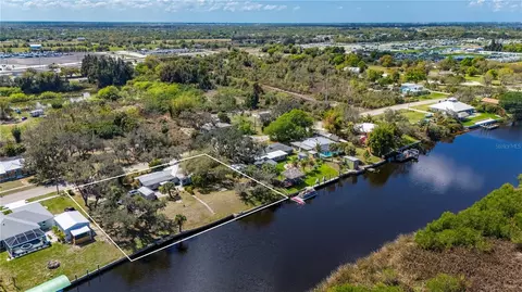 7754 Riverside Dr, Punta Gorda, FL 33982